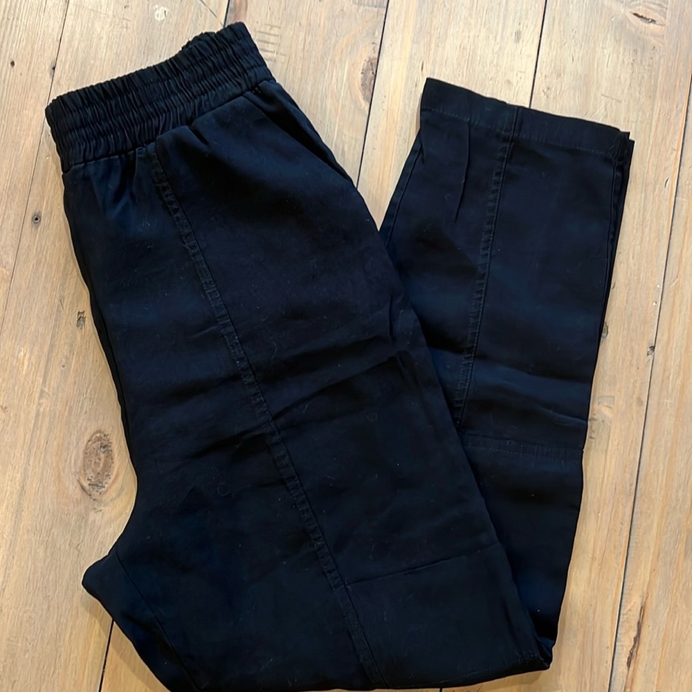 Women’s Zara, cargo pants, size medium